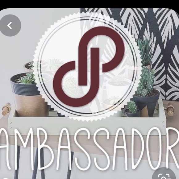 Sneak Peek! I am Ella🇨🇦💜I am a Posh Ambassador - Picture 2 of 5